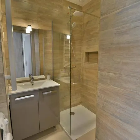 2 Pieces De Jonathan - Les Pins Centre - Proche Plages Apartment