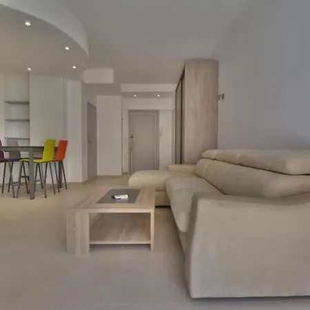 2 Pieces De Jonathan - Les Pins Centre - Proche Plages Apartment *